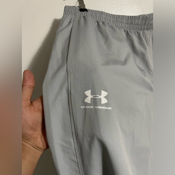 Under Armour Vital Woven Track Pants Size XL - Picture 2 of 7